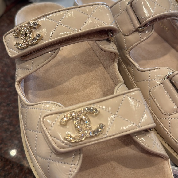 Chanel Light Beige Quilted Slide Slide Sandals With Crystals Size 41 - Picture 5 of 11